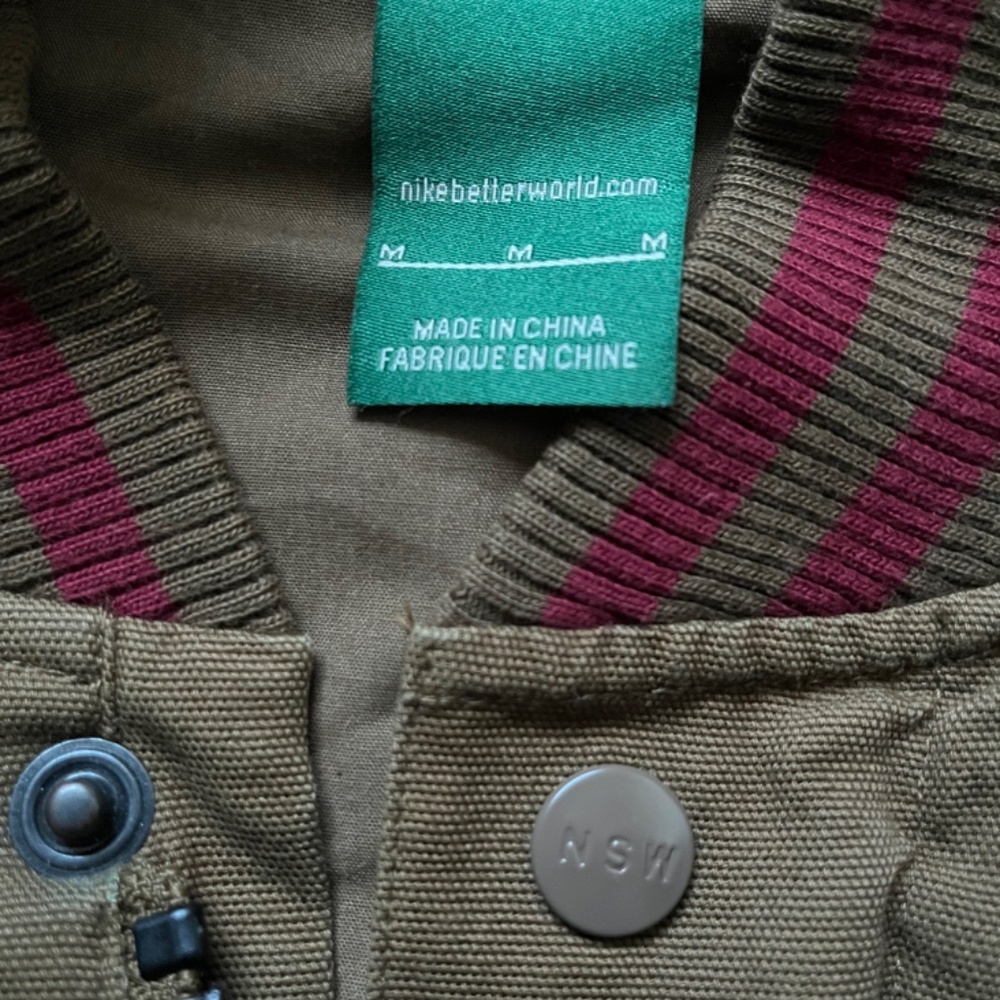 Nike Jacket - Picture 3 of 4